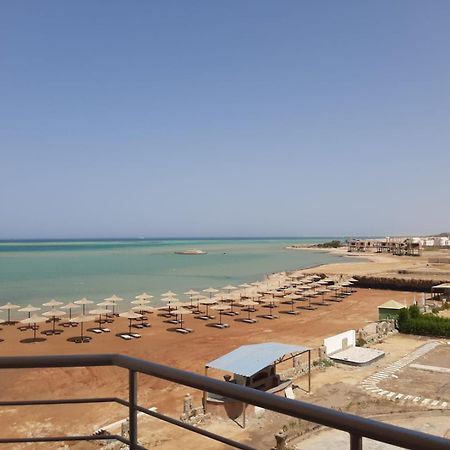 Апарт отель Casablanca Beach For Families And Couples Only Хургада Экстерьер фото