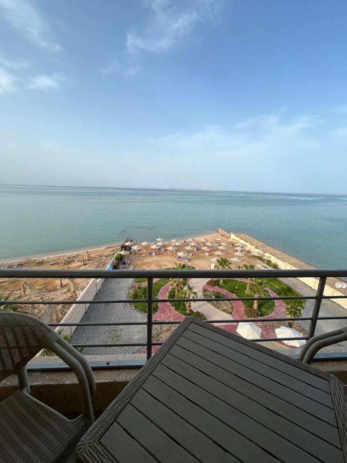 Апарт отель Casablanca Beach For Families And Couples Only Хургада Экстерьер фото