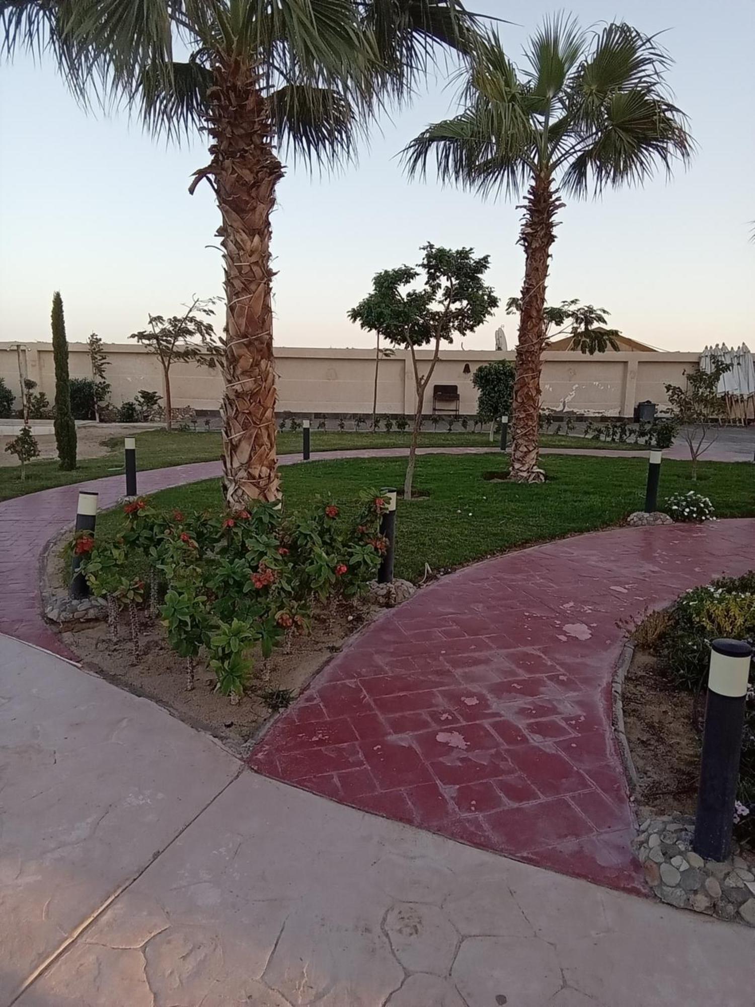 Апарт отель Casablanca Beach For Families And Couples Only Хургада Экстерьер фото