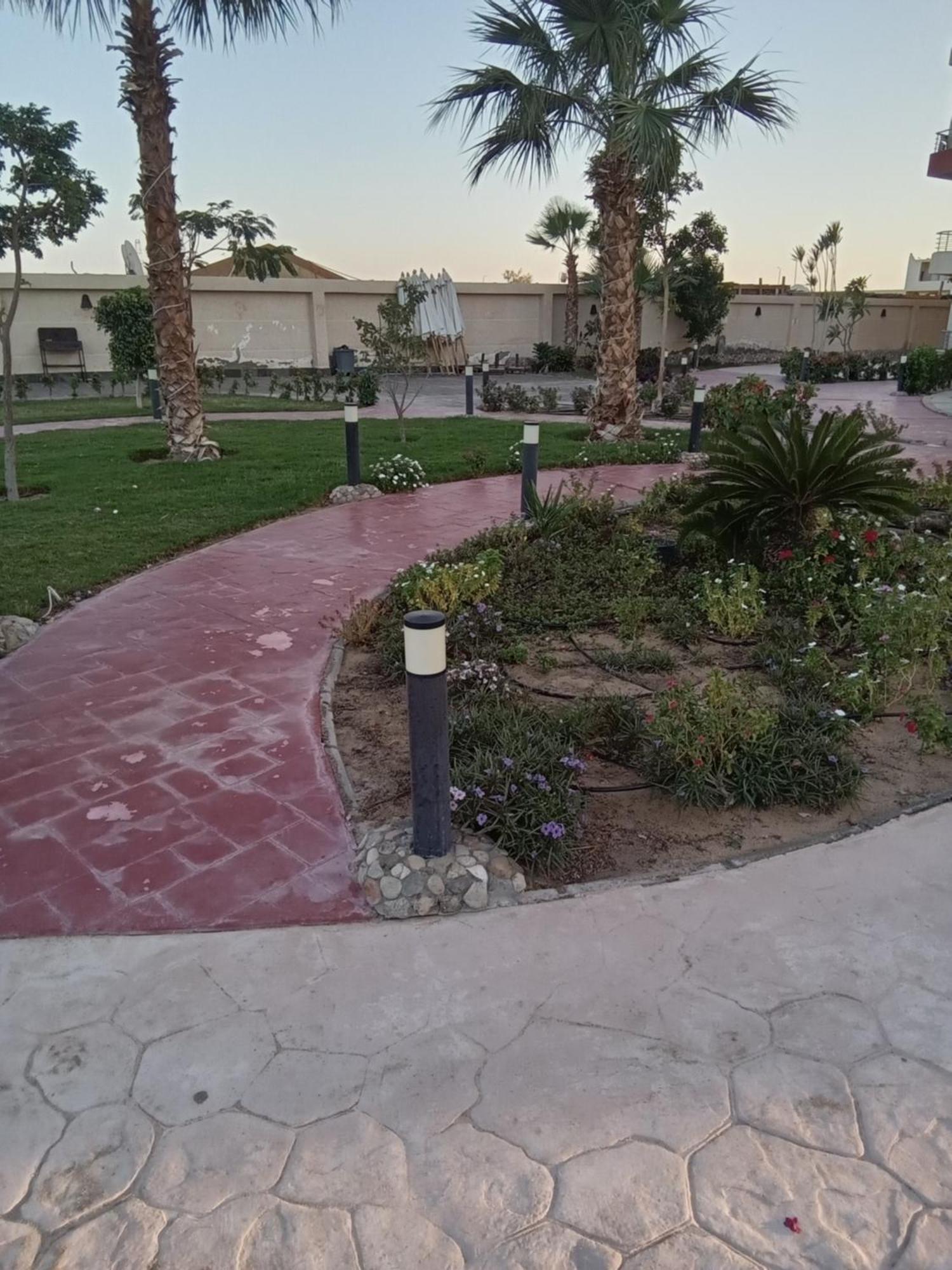 Апарт отель Casablanca Beach For Families And Couples Only Хургада Экстерьер фото