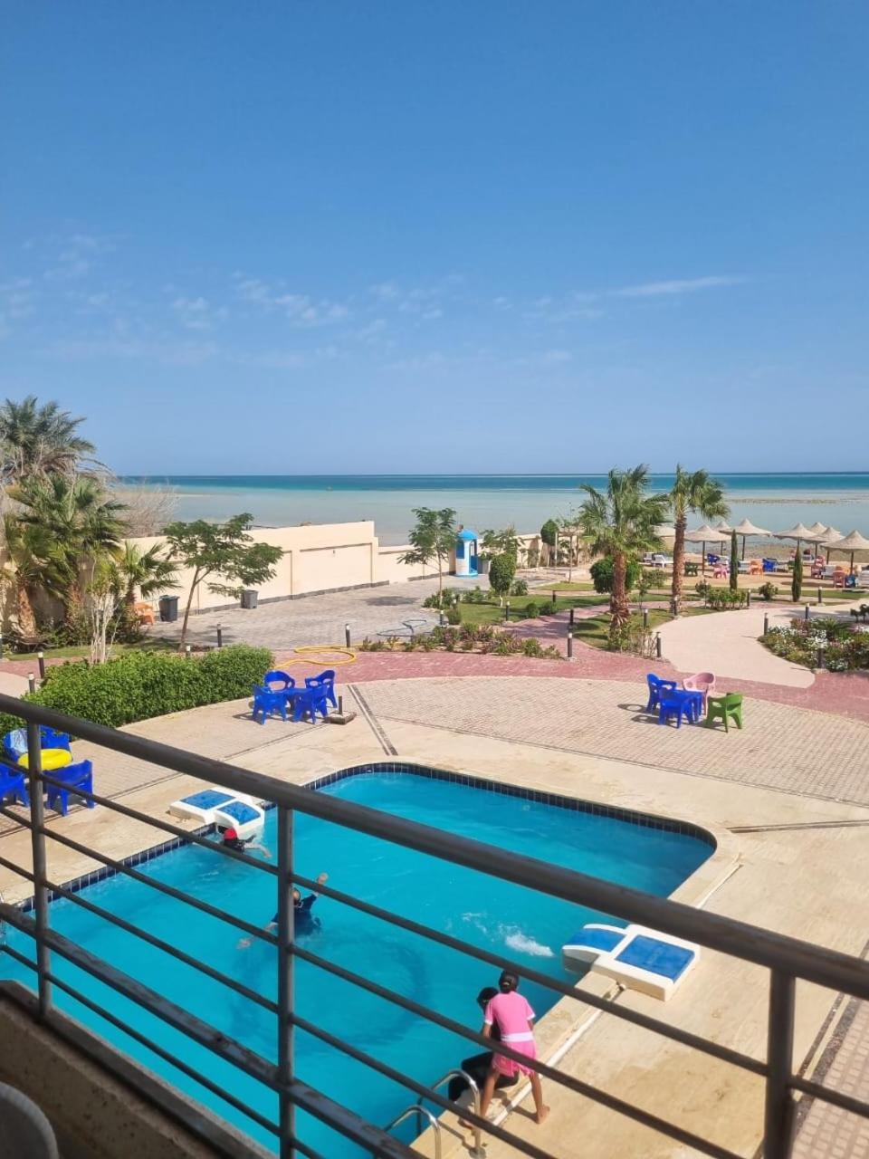 Апарт отель Casablanca Beach For Families And Couples Only Хургада Номер фото