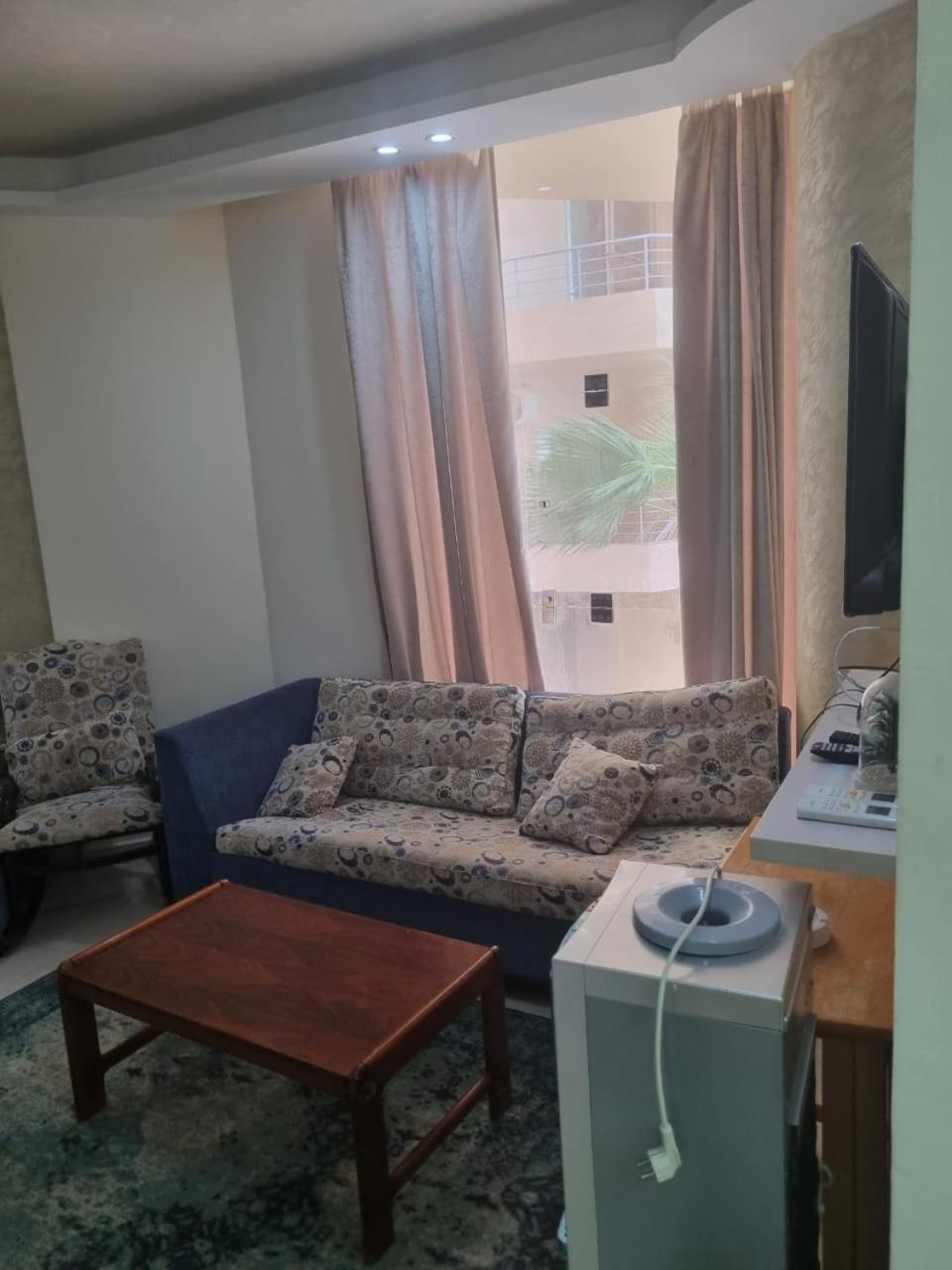 Апарт отель Casablanca Beach For Families And Couples Only Хургада Экстерьер фото